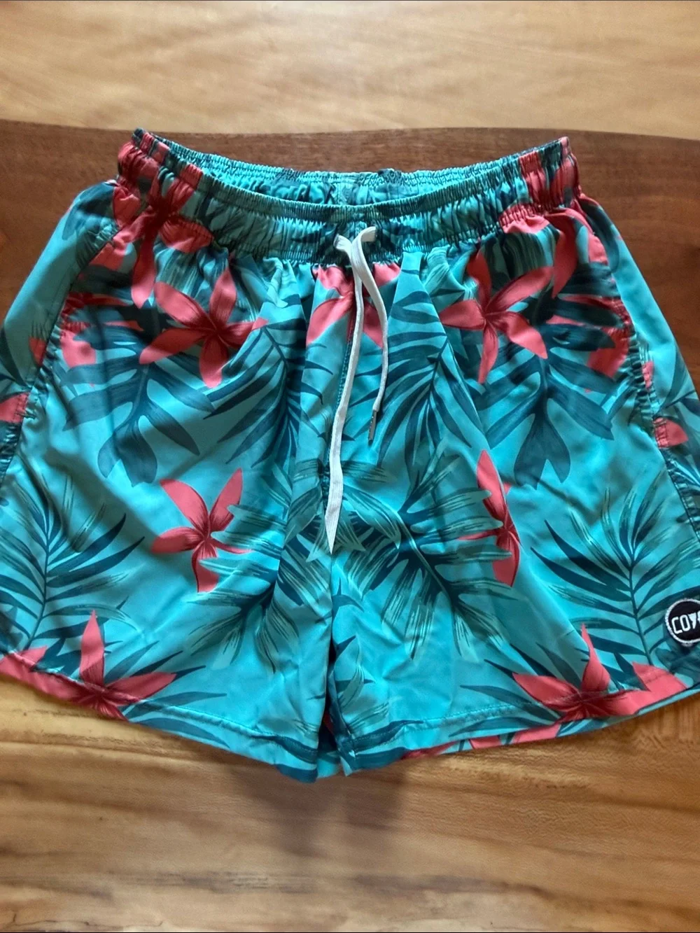 Cove men’s size 36 swim trunks